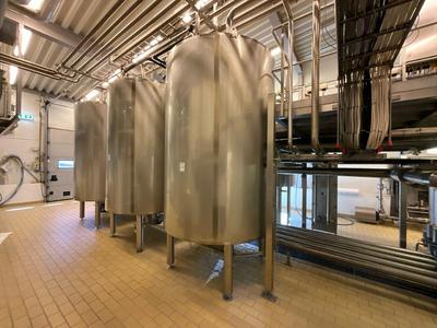 Overview picture of 2005 Tankki s/s vertical storage tank 5.000L